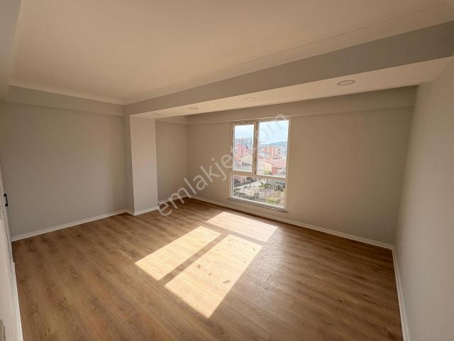 Sultanbeyli, İstanbul içerisinde satılık mülk