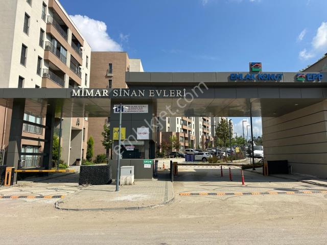 Sultanbeyli, İstanbul içerisinde satılık mülk
