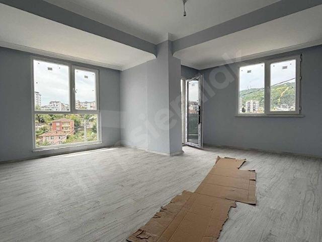 Sultanbeyli, İstanbul içerisinde satılık mülk