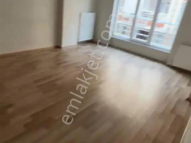 Esentepe Mahallesi, Sultangazi içerisinde kiralık mülk
