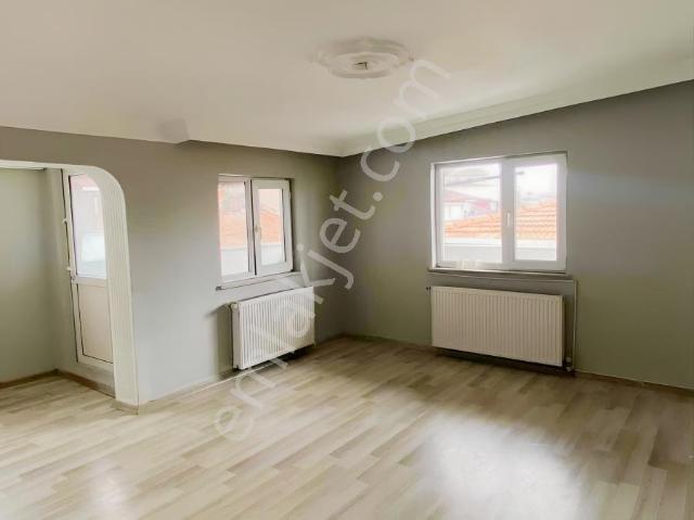 Yunus Emre Mahallesi, Sultangazi içerisinde kiralık mülk