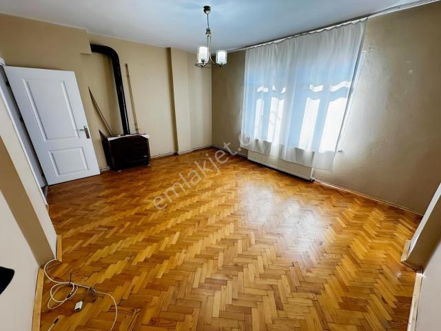 Küçükçekmece, İstanbul içerisinde kiralık mülk
