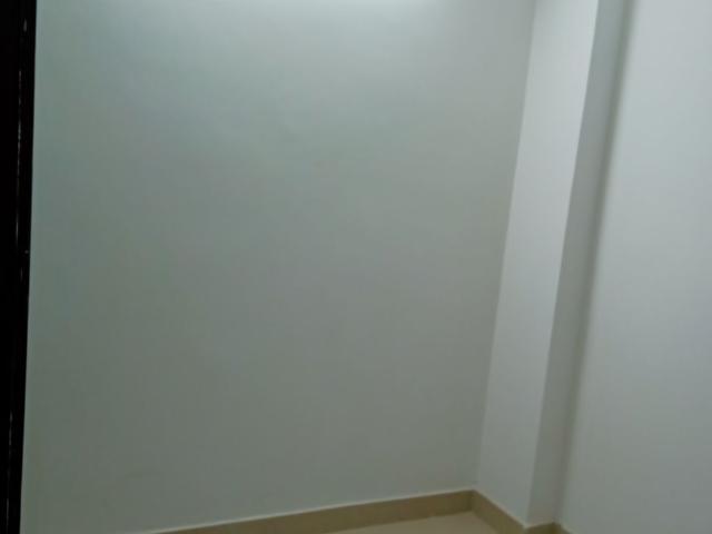 Property for rent in Deri