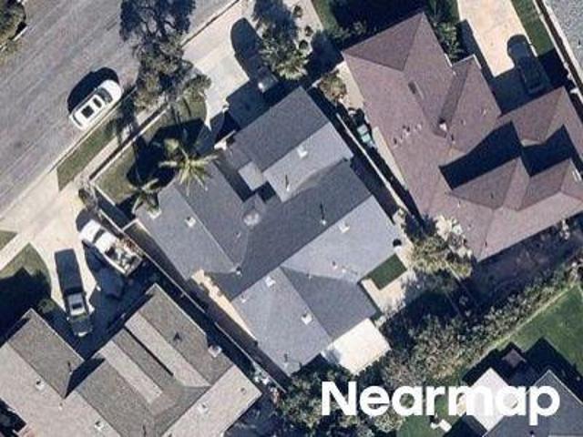 House for sale in Costa Mesa