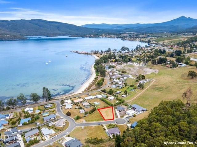 Land for sale in Brooks Bay, Tasmania