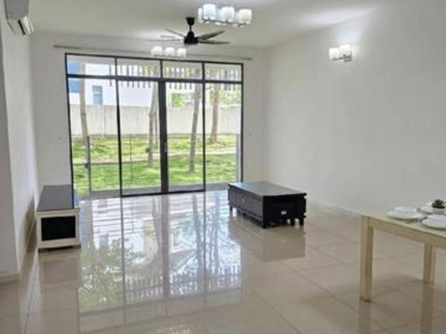 Terraced House for rent in Tanjong Sepat, Selangor