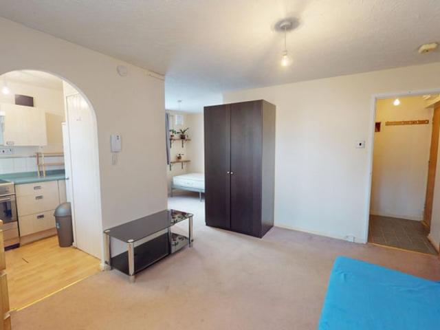 Studio for rent in Greater London