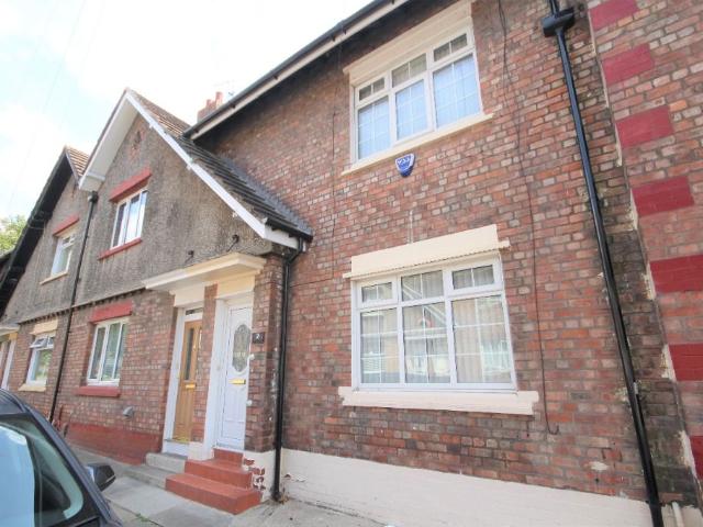 House for rent in Calderstones