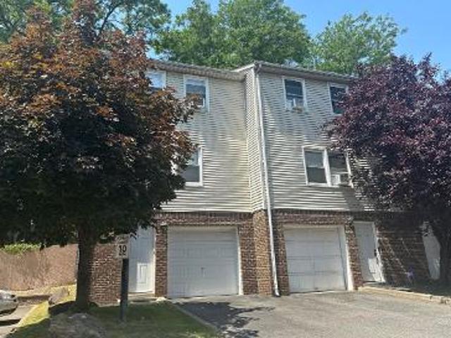 Condo for sale in Passaic, New Jersey