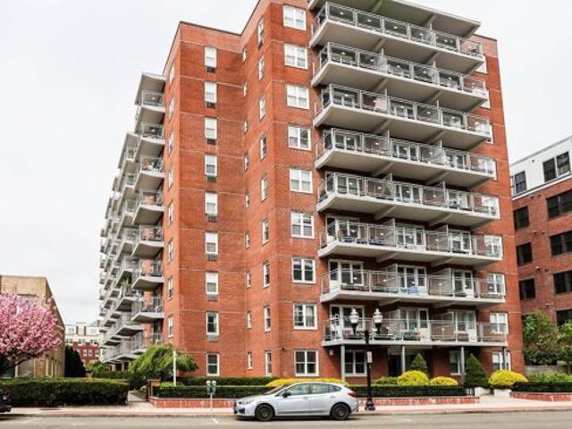 Condo for sale in Cos Cob, Connecticut