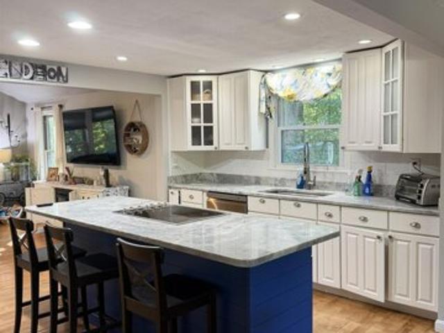House for sale in Goffstown, Hillsborough County
