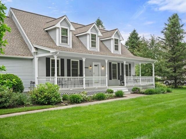 House for sale in Medway, Massachusetts