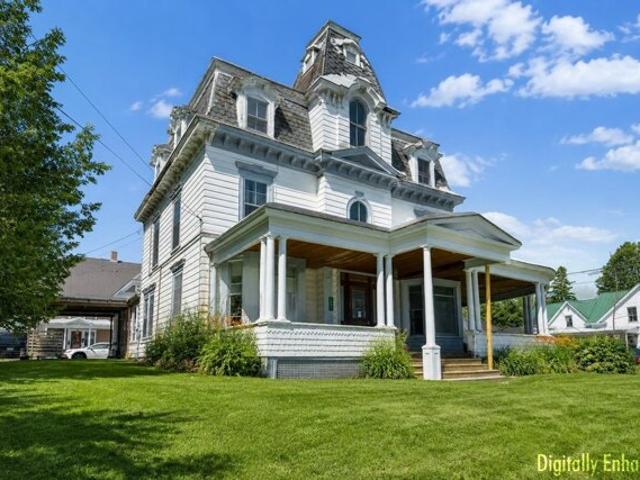 House for sale in Saint Johnsbury, Vermont