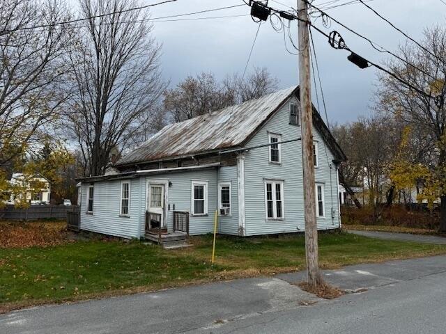 House for sale in Skowhegan, Maine