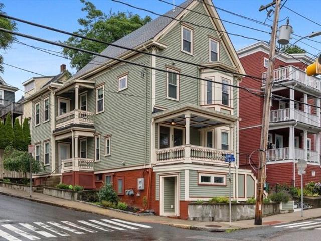 Condo for sale in Somerville, Massachusetts