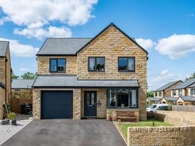 House for sale in Holmfirth, West Yorkshire