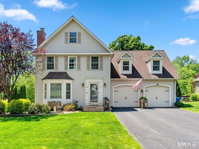 House for sale in Cromwell, Connecticut
