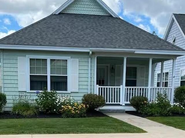 Condo for sale in Maine