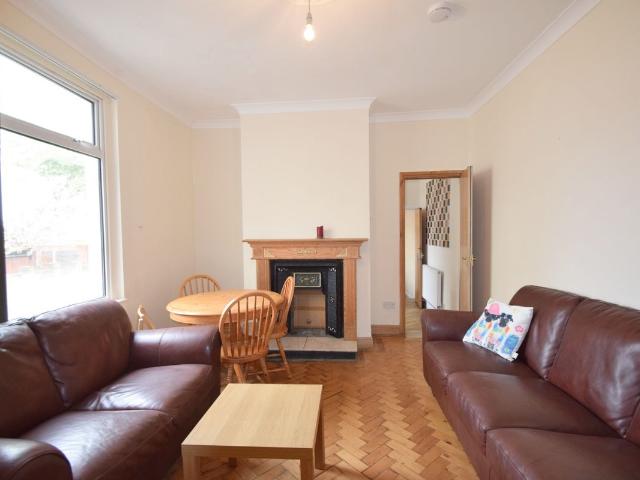 House for rent in The Colonies, Cardiff