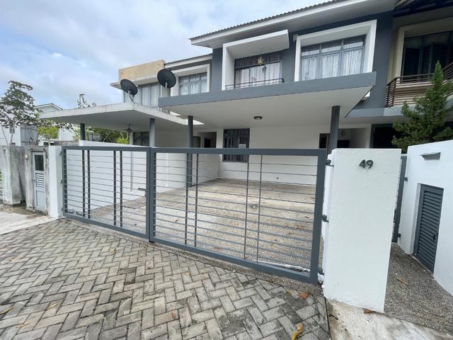 Terraced House for sale in Tanjong Sepat, Selangor