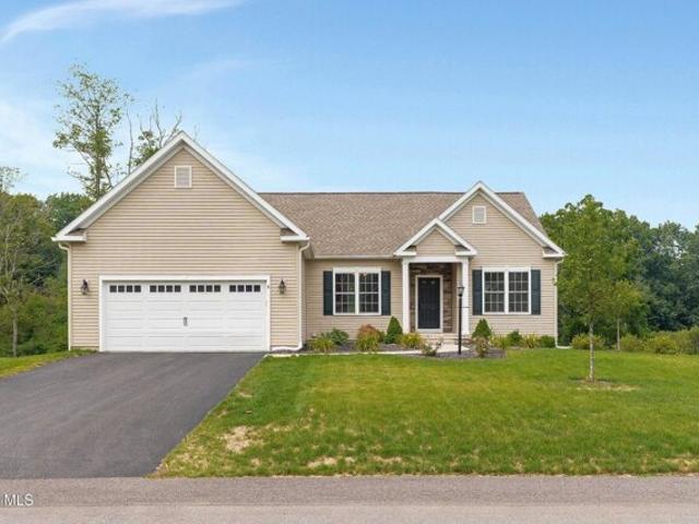 House for sale in Burnt Hills