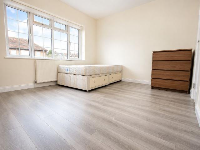Apartment for rent in Friern Barnet, Greater London