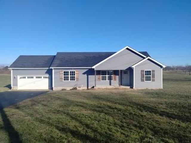 House for sale in Auburn, Kentucky