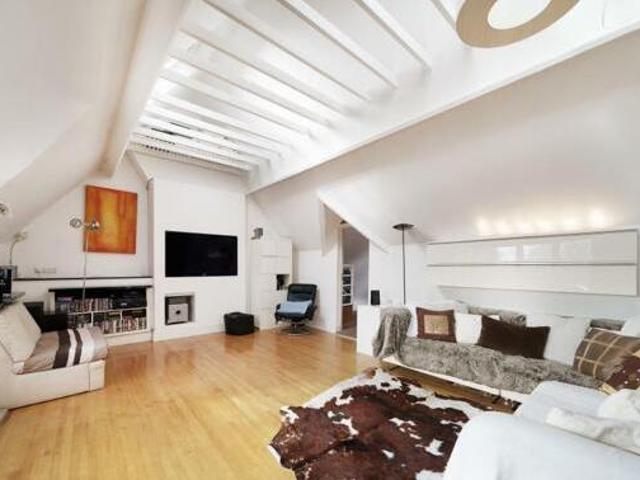 House for sale in The Slade, Oxfordshire
