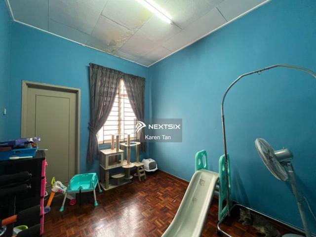 Residential House for sale in Kuching