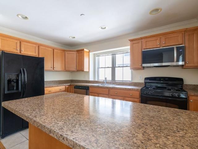 House for rent in Winnipauk Village, Norwalk