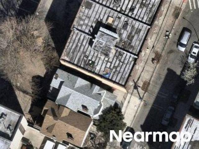 Property for sale in The Bronx, Arverne