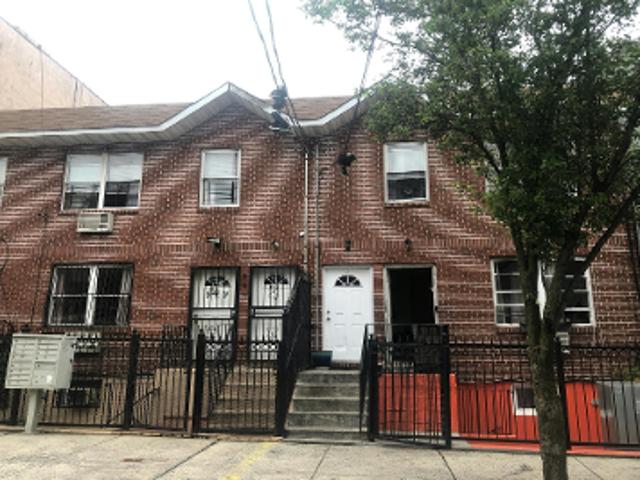 House for sale in Bronx County, New York