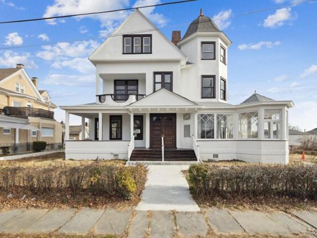 House for sale in Mount Vernon, New York