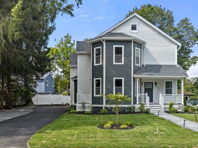 House for sale in Sharon, Norfolk County