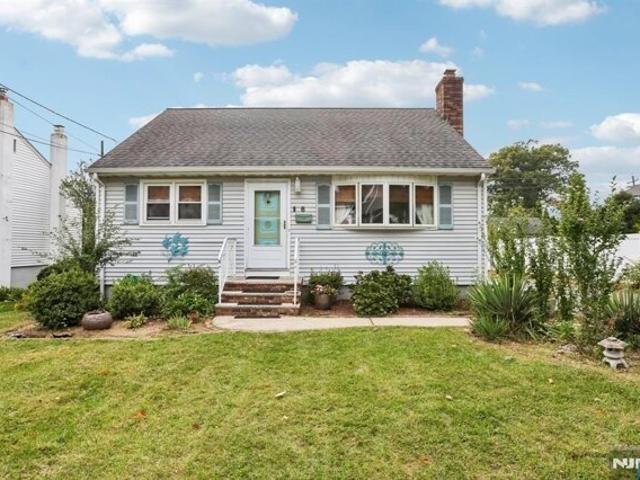 House for sale in Waldwick, Bergen County