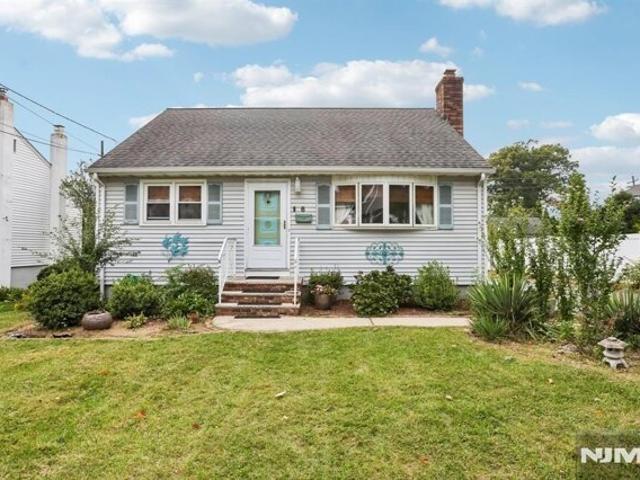 House for sale in Waldwick, Bergen County