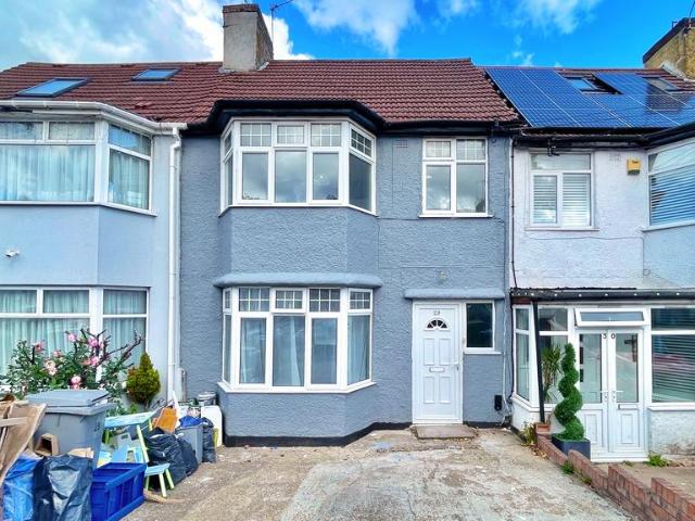 House for rent in Kingsbury, Greater London