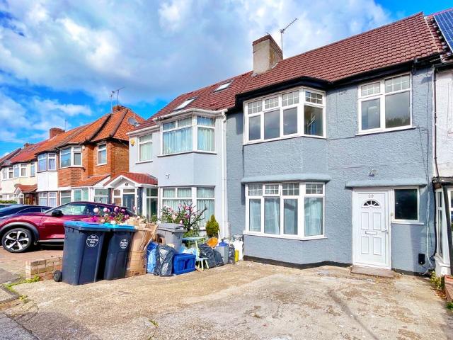 House for rent in Kingsbury, Greater London