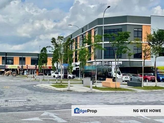 Shop for rent in Pontian