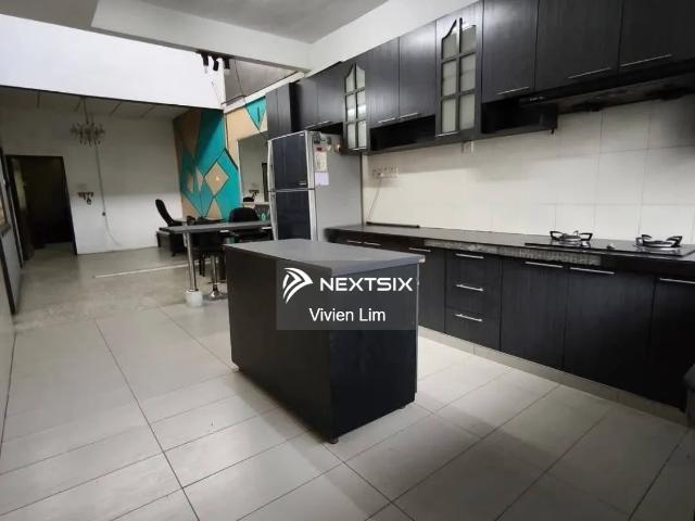 Shop for rent in Bukit Ledang, Johor