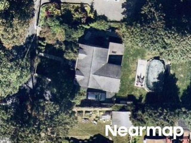 House for sale in Baldwin Place, New York