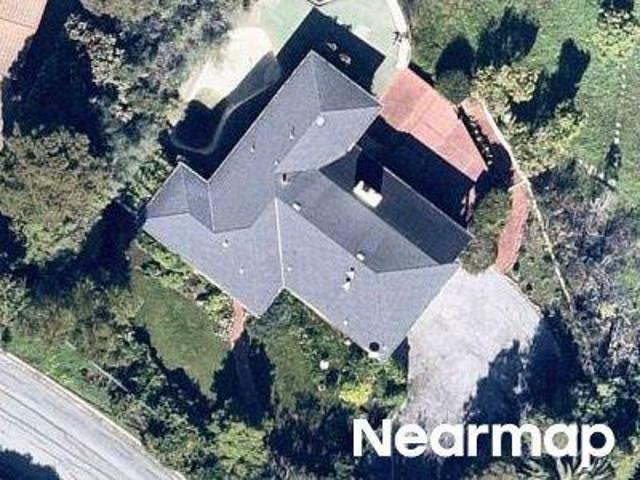 House for sale in Burlingame