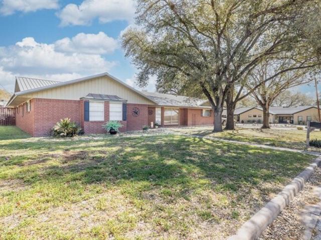 House for sale in Gonzales