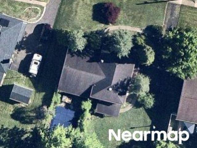 House for sale in Roslyn Heights, Springfield Township