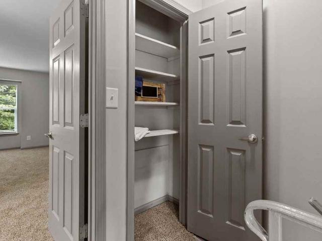 Apartment for rent in Mecklenburg, North Carolina