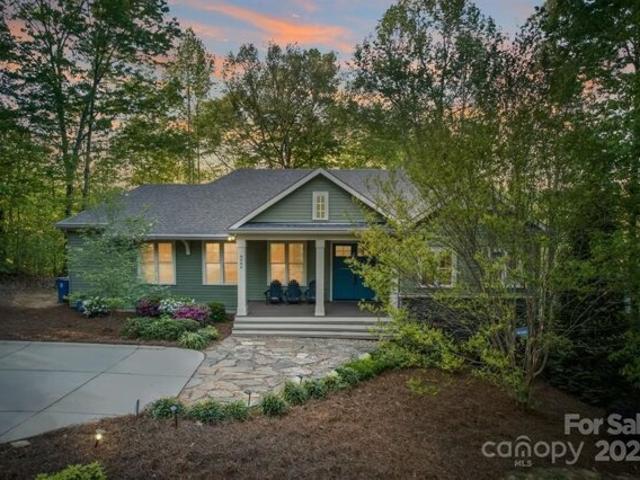 House for sale in Catawba