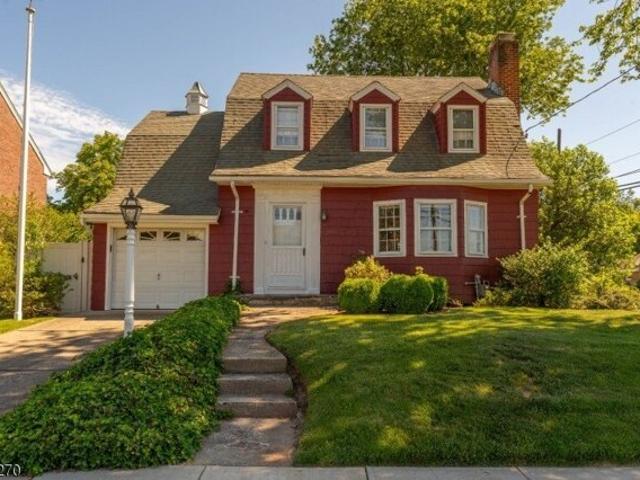 House for sale in Linden, New Jersey