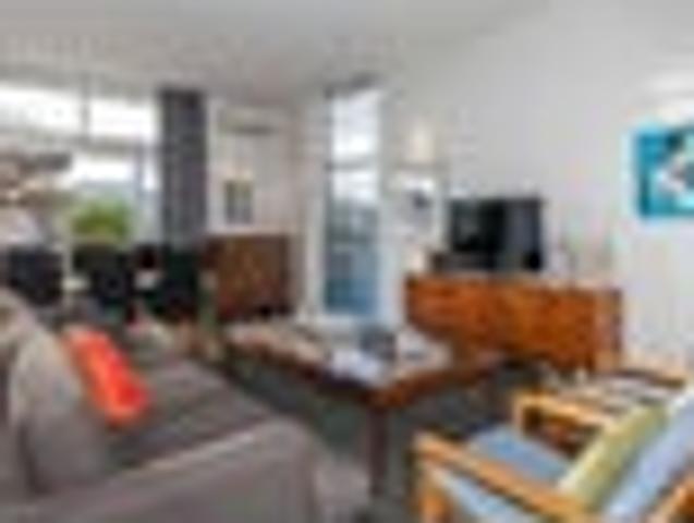 Apartment for rent in Chaslands, Canterbury