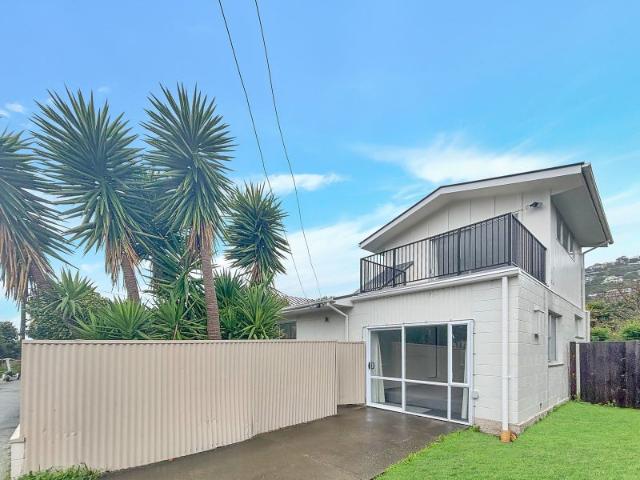 House for rent in Chaslands, Canterbury