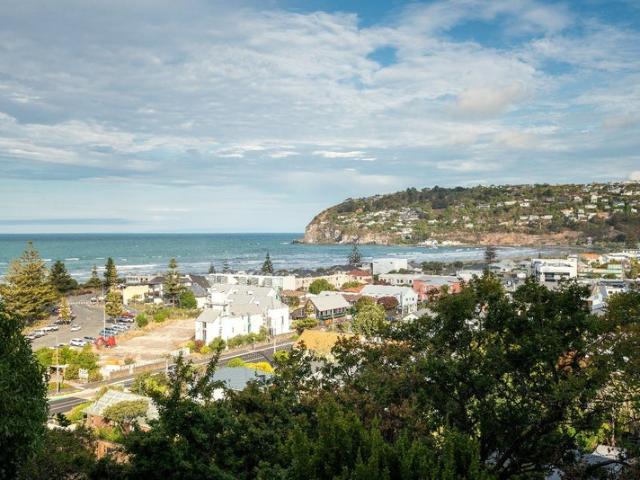House for rent in Chaslands, Canterbury